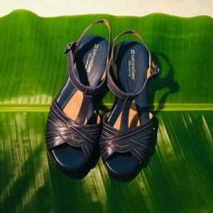 Naturalizer strappy wedge